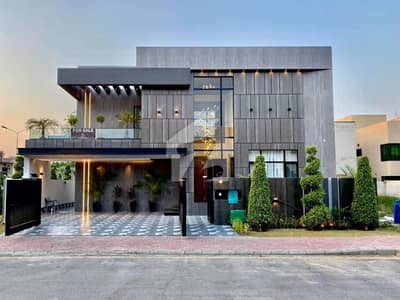 25-Marla Owner Built Brand New House For Sale at top Location Near Raya Fairways 25-Marla Owner Built Brand New House For Sale at top Location Near Raya Fairways