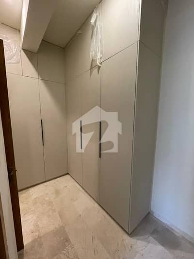 Get Your Dream Brand New Upper Portion In I-8