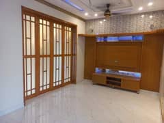 600 Yards Well Maintained Bungalow For Rent With Garden Top Class Location Near National Stadium
