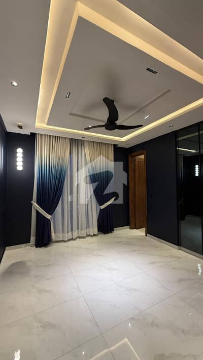 10 Marla New Portion For Rent With Sui Gass