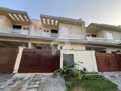 Multan public school road. . New Modal Town ali street 4.10 dabal story Ghar for sale. .