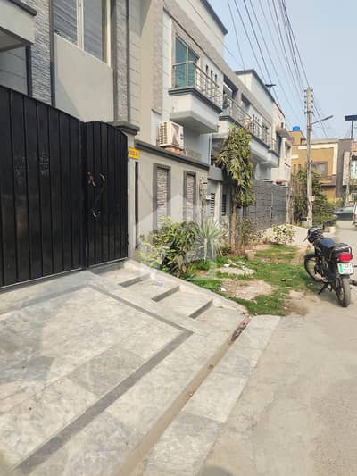 5 Marla House With Sui Gas Available For Sale In Canal Gardens Block A
