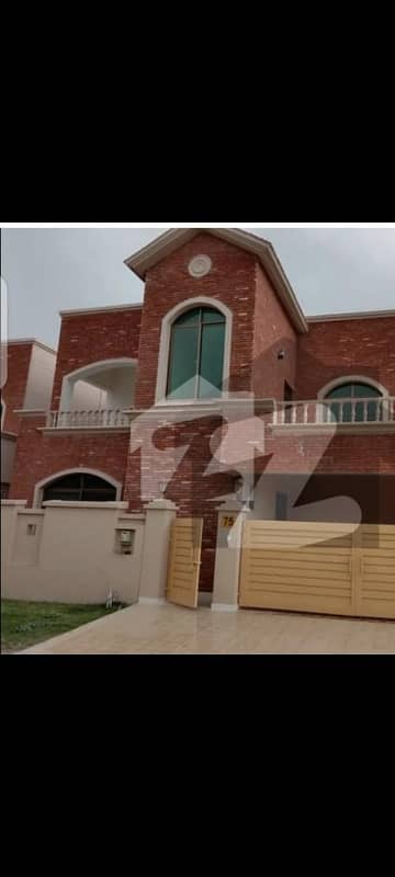 عسکری 3 ڈی ایچ اے ڈیفینس,ملتان میں 4 کمروں کا 12 مرلہ مکان 3.35 کروڑ میں برائے فروخت۔