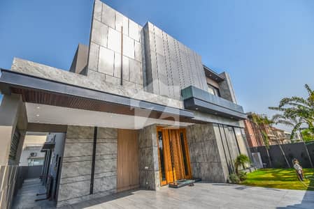 Owner Needy Kanal Near Huge Park & Carrefour Well Maintained Bungalow For Sale In DHA Owner Needy Kanal Near Huge Park & Carrefour Well Maintained Bungalow For Sale In DHA
