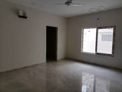 350 Sq Yds Bungalow, In Falcon Complex New Malir, Available For Urgent Sale 350 Sq Yds Bungalow, In Falcon Complex New Malir, Available For Urgent Sale