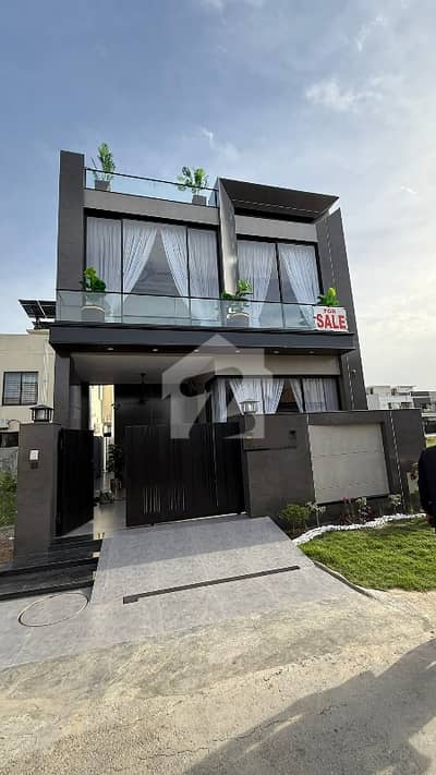 5 Marla Beautiful House in Prime Location Don't Miss Out!