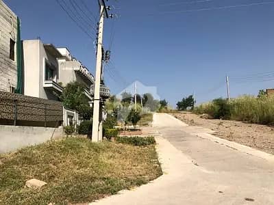 10 Marla Residential Plot Available For Sale