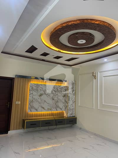 10 MARLA BRAND NEW HOUSE DOUBLE STORY HOUSE AVAILABLE FOR SALE IN WAPDA TOWN PHASE 1 LAHORE IN A VERY HOT LOCATION