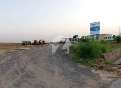سی سوالہ اسلام آباد میں 1 کنال رہائشی پلاٹ 3.4 کروڑ میں برائے فروخت۔