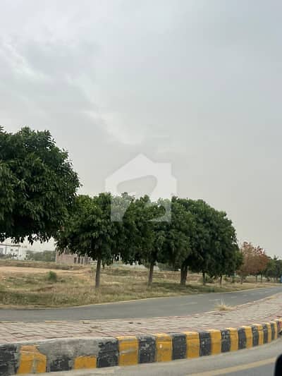 ڈی ایچ اے 9 ٹاؤن ۔ بلاک ڈی ڈی ایچ اے 9 ٹاؤن,ڈیفنس (ڈی ایچ اے),لاہور میں 5 مرلہ رہائشی پلاٹ 1.4 کروڑ میں برائے فروخت۔ ڈی ایچ اے 9 ٹاؤن ۔ بلاک ڈی ڈی ایچ اے 9 ٹاؤن,ڈیفنس (ڈی ایچ اے),لاہور میں 5 مرلہ رہائشی پلاٹ 1.4 کروڑ میں برائے فروخت۔