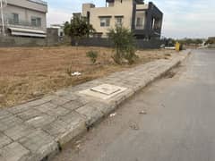 Park Face Lane 01 Plot No 05 Front Back Open Boulevard Category