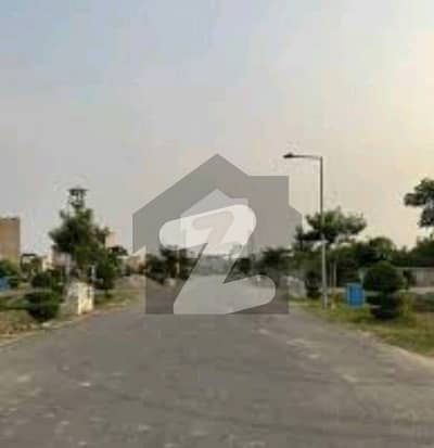 4 MARLA NON CORNER PLOT IN HIGH COURT SOCIETY PH2 AVAILABLE COLLEGE ROAD LAHORE