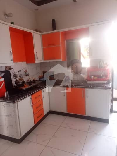 Prime Location 90 Square Yards Flat In Mehmoodabad Is Available For sale