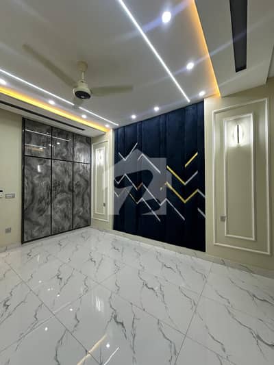 5 Marla Lower Portion Available For Rent