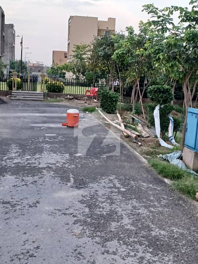 4 MARLA ( Excess land paid )ALSO ALL DUIES PAID PLOT AVAILABLE FOR SALE IN UNION GREEN SOCIETY COLLEGE ROAD LAHORE