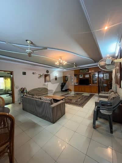 1 KANAL SEMI COMMERCIAL HOUSE FOR SALE