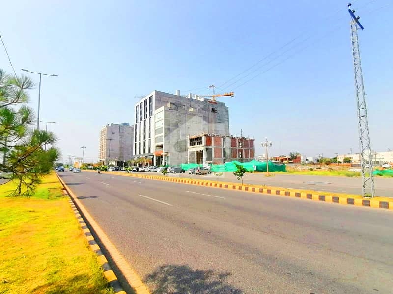 پائن ایونیو لاہور میں 4 مرلہ کمرشل پلاٹ 4.6 کروڑ میں برائے فروخت۔ پائن ایونیو لاہور میں 4 مرلہ کمرشل پلاٹ 4.6 کروڑ میں برائے فروخت۔