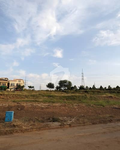DHA Phase 3 Sector D Street 6, Front Open Possession Able Plot