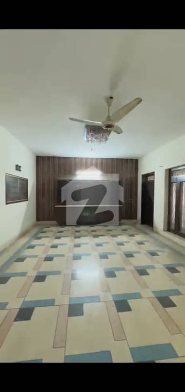 Shadman 1 Kanal 5. Bed For Rent Silent Office