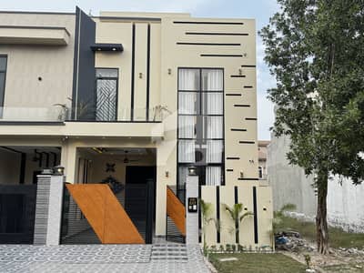 5 Marla Classic House For Sale Elegant & Comfortable Family Home 5 Marla Classic House For Sale Elegant & Comfortable Family Home