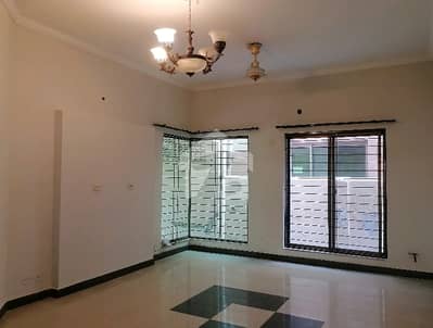 10 Marla 4 Bad House For Sale