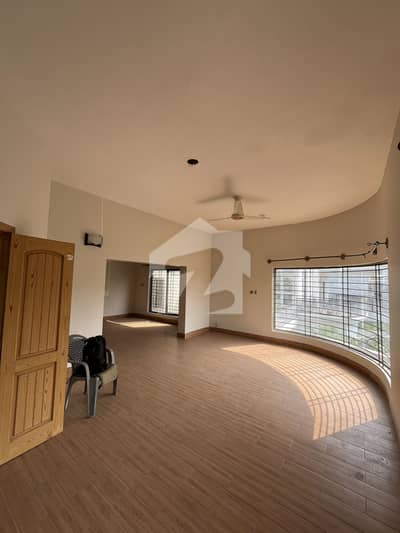 1 Kanal Upper Portion For Rent