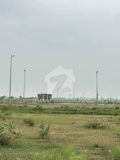 ڈی ایچ اے فیز9 پریزم - بلاک کیو ڈی ایچ اے فیز9 پریزم,ڈی ایچ اے ڈیفینس,لاہور میں 1 کنال رہائشی پلاٹ 3.0 کروڑ میں برائے فروخت۔