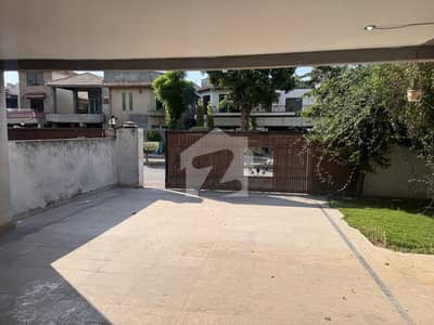 بحریہ ٹاؤن فیز 2 بحریہ ٹاؤن راولپنڈی,راولپنڈی میں 3 کمروں کا 1 کنال مکان 6.0 کروڑ میں برائے فروخت۔ بحریہ ٹاؤن فیز 2 بحریہ ٹاؤن راولپنڈی,راولپنڈی میں 3 کمروں کا 1 کنال مکان 6.0 کروڑ میں برائے فروخت۔
