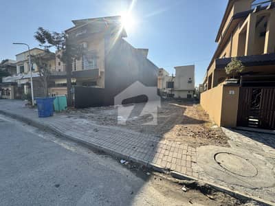 بحریہ ٹاؤن فیز 2 بحریہ ٹاؤن راولپنڈی,راولپنڈی میں 10 مرلہ رہائشی پلاٹ 3.45 کروڑ میں برائے فروخت۔