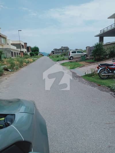 D-12/4 35*70 Plot On 70FIT Road For Sale