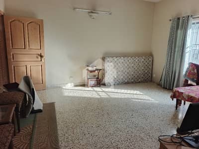 F-10/2 Size 666 Yards Upper Portion For Rent