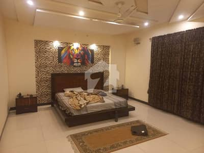 PRIME LOCATION OWNER BUILD HOUSE K2 BLOCK WAPDA TOWN