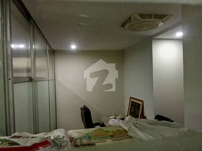 4 Marla Brand New Commercial Floor Available For Rent Out