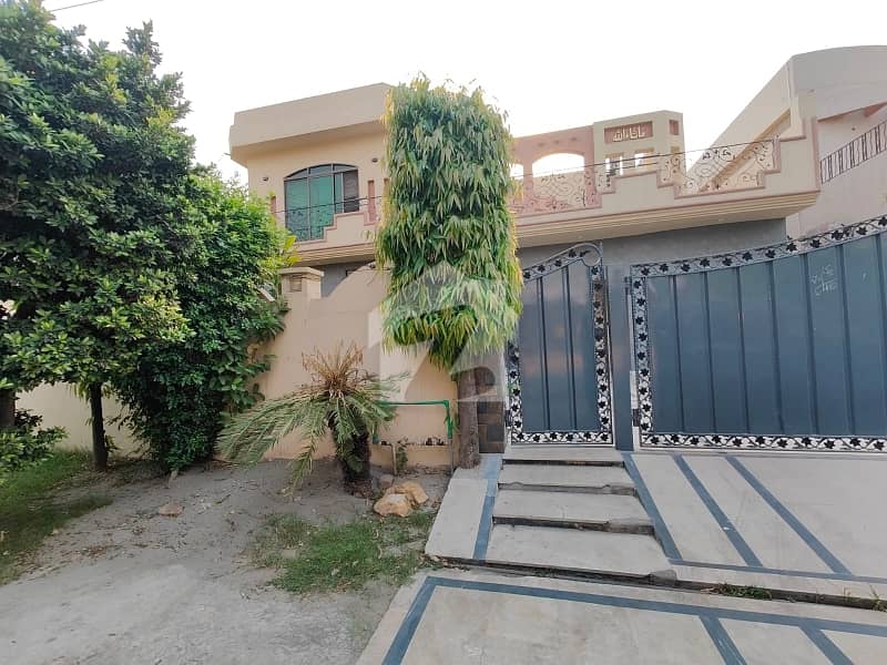 Excellent Location Corner Owner Build Excellent Location Corner Owner Build