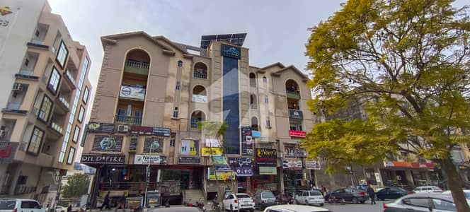 بی ۔ 17 اسلام آباد میں 2 کمروں کا 4 مرلہ فلیٹ 80.0 لاکھ میں برائے فروخت۔