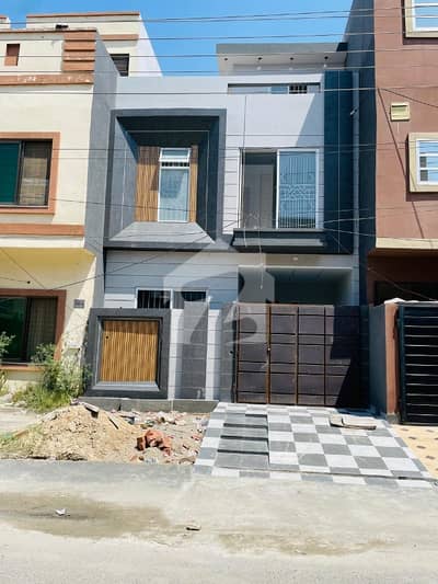 3 MARLA 2.5 STOREY HOUSE AVAILABLE FOR SALE ON 40 FT ROAD IN JUBILEE TOWN BLOCK C 3 MARLA 2.5 STOREY HOUSE AVAILABLE FOR SALE ON 40 FT ROAD IN JUBILEE TOWN BLOCK C