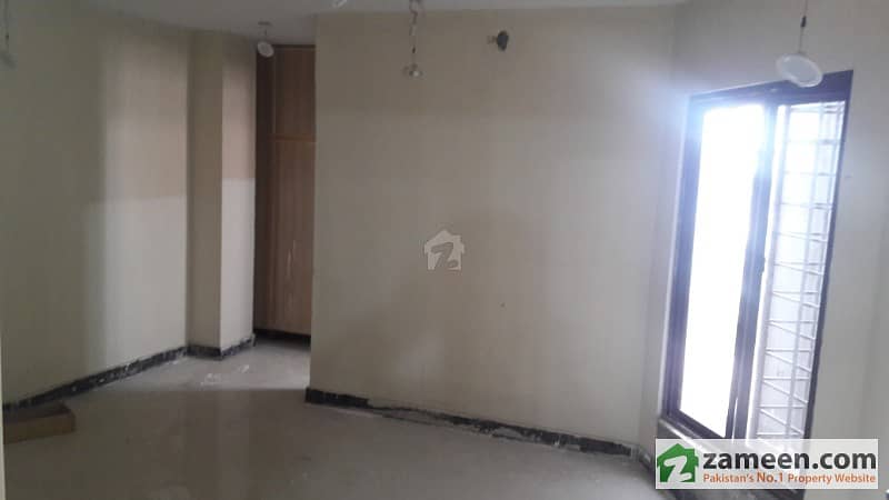 Flat Available For Rent In Commercial Market Rawalpindi