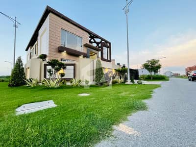 LEADS ESTATE OFFERS 100 PERCENT ORIGINAL ULTRA MODERN LUXURIOUS HOUSE IN THE HEART OF DHA PHASE 8 LEADS ESTATE OFFERS 100 PERCENT ORIGINAL ULTRA MODERN LUXURIOUS HOUSE IN THE HEART OF DHA PHASE 8