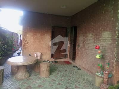 Valencia 8 Marla House At Very Good Location Low Price Valencia 8 Marla House At Very Good Location Low Price