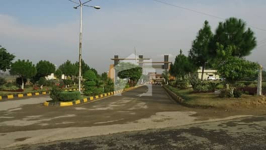 یونیورسٹی ٹاؤن ۔ بلاک ای یونیورسٹی ٹاؤن,اسلام آباد میں 1 کنال رہائشی پلاٹ 1.0 کروڑ میں برائے فروخت۔
