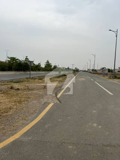ڈی ایچ اے 9 ٹاؤن ۔ بلاک ڈی ڈی ایچ اے 9 ٹاؤن,ڈیفنس (ڈی ایچ اے),لاہور میں 5 مرلہ رہائشی پلاٹ 95.0 لاکھ میں برائے فروخت۔ ڈی ایچ اے 9 ٹاؤن ۔ بلاک ڈی ڈی ایچ اے 9 ٹاؤن,ڈیفنس (ڈی ایچ اے),لاہور میں 5 مرلہ رہائشی پلاٹ 95.0 لاکھ میں برائے فروخت۔