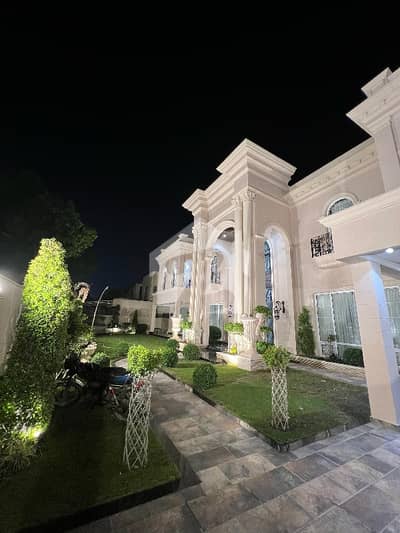 ڈی ایچ اے فیز 6 ڈیفنس (ڈی ایچ اے),لاہور میں 5 کمروں کا 1 کنال مکان 3.0 لاکھ میں کرایہ پر دستیاب ہے۔ ڈی ایچ اے فیز 6 ڈیفنس (ڈی ایچ اے),لاہور میں 5 کمروں کا 1 کنال مکان 3.0 لاکھ میں کرایہ پر دستیاب ہے۔