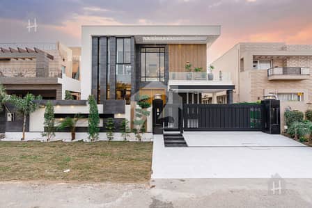 1 Kanal Modern House Available For Sale In Prime Location Of DHA Phase 7 Block Y
