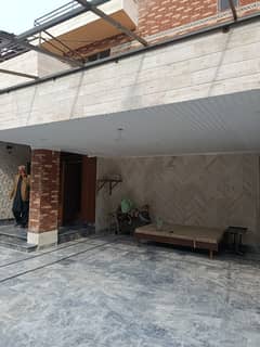 1 Kanal Luxury House For Rent With 10 KVA Solar In Punjab Coop Housing Society Near To Umt Johar Town Hot Location