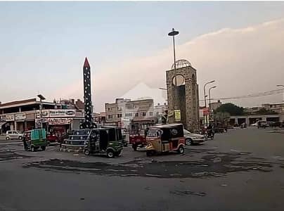 کالج روڈ لاہور میں 1 کنال کمرشل پلاٹ 7.5 کروڑ میں برائے فروخت۔