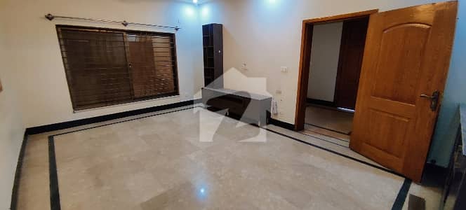 30x60 Upper Portion Available For Rent