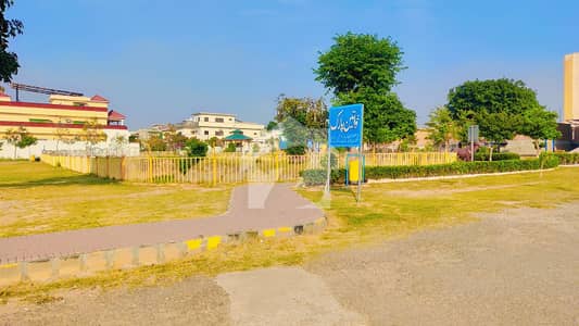 FAISAL HILLS BLOCK B 40*80 PLOT FOR SALE ON GOO LOCATION FIRST COME FIRST AVAIL