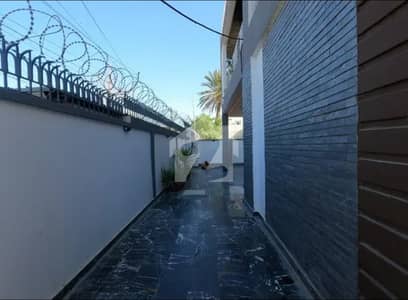 LUXURIOUS HOUSE AVAILABLE FOR SALE LUXURIOUS HOUSE AVAILABLE FOR SALE