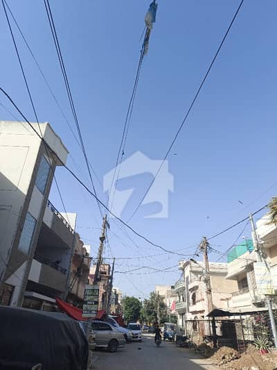 نارتھ ناظم آباد ۔ بلاک این نارتھ ناظم آباد,کراچی میں 6 کمروں کا 10 مرلہ مکان 8.5 کروڑ میں برائے فروخت۔