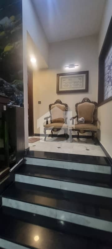 نارتھ ناظم آباد ۔ بلاک جے نارتھ ناظم آباد,کراچی میں 8 کمروں کا 18 مرلہ مکان 8.5 کروڑ میں برائے فروخت۔